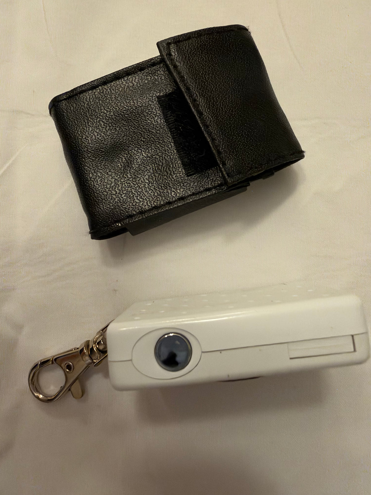 INNOVAGE Mini Digital Keychain Camera with Case